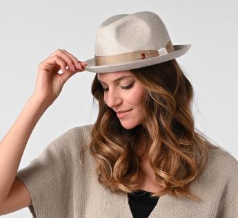 Chapeau en lin J-AX C/C27