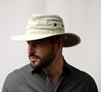 chapeau safari Winnipeg